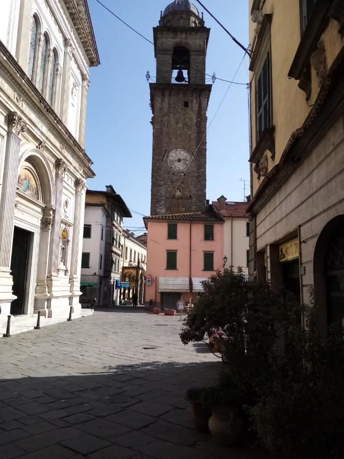 Casa Del Vicolo Verde Pontremoli Exterior foto